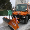 В Иркутске начали проводить механизированную уборку тротуаров